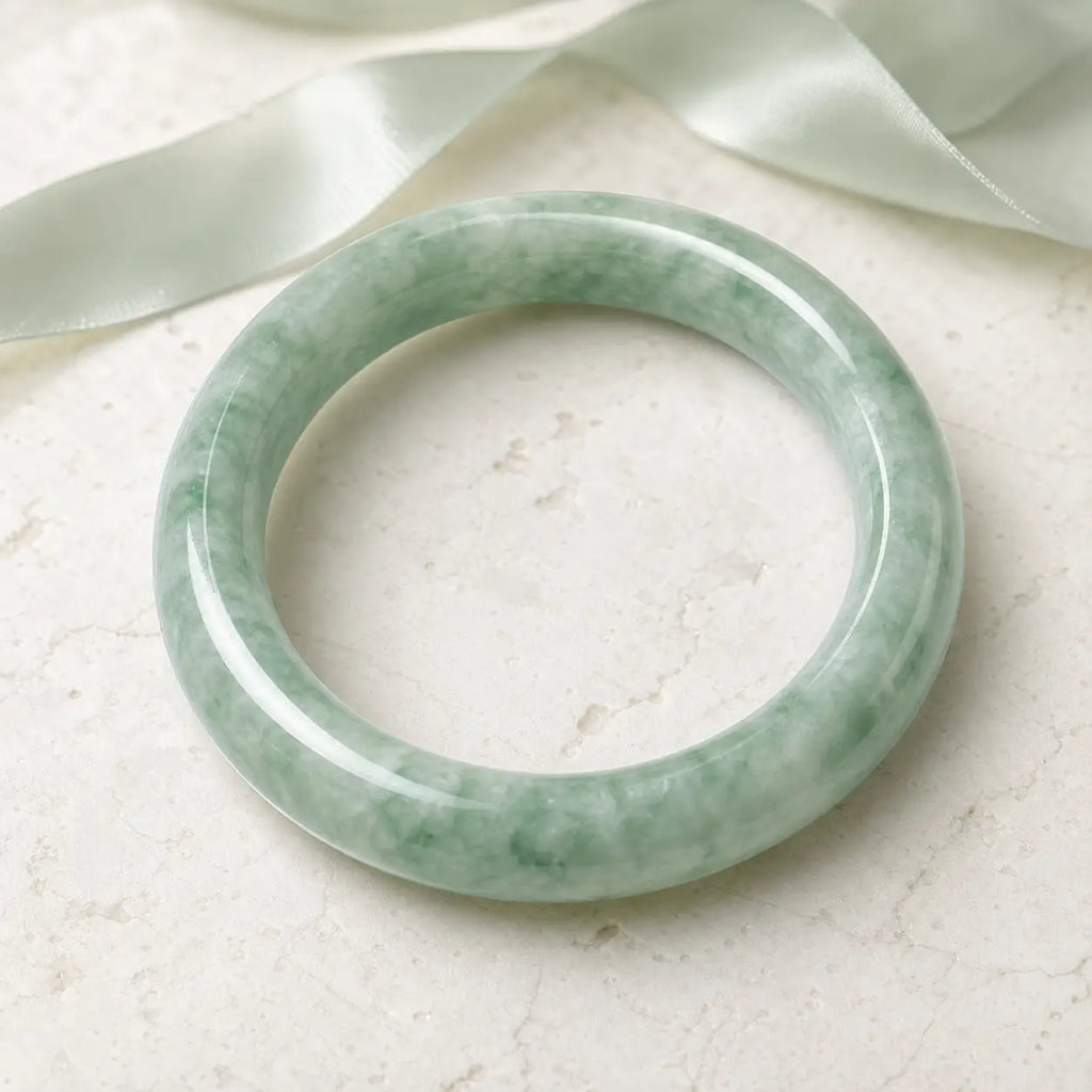 Song Yne Natural Jade Prosperity & Protection Bangle