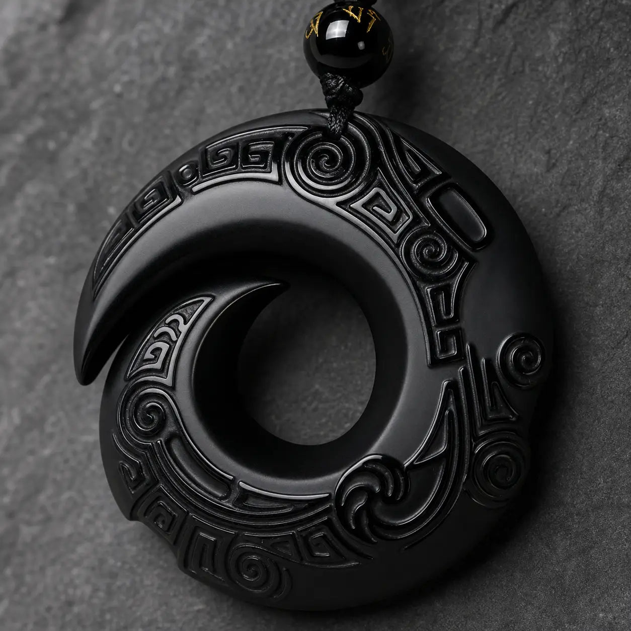 Song Yne Obsidian Ice Obsidian Peace Buckle Strength Pendant