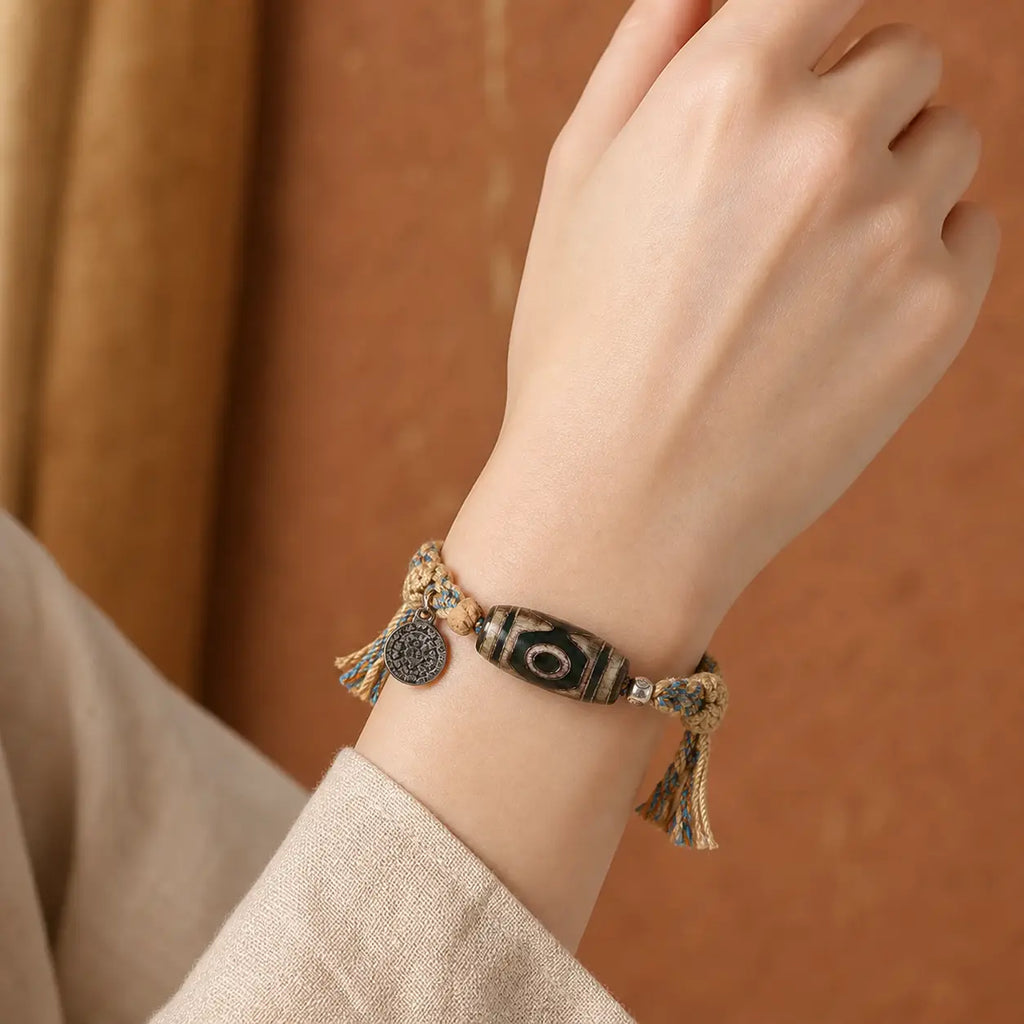 Song Yne Nine-Eyed Dzi Bead Wealth Protection Bracelet