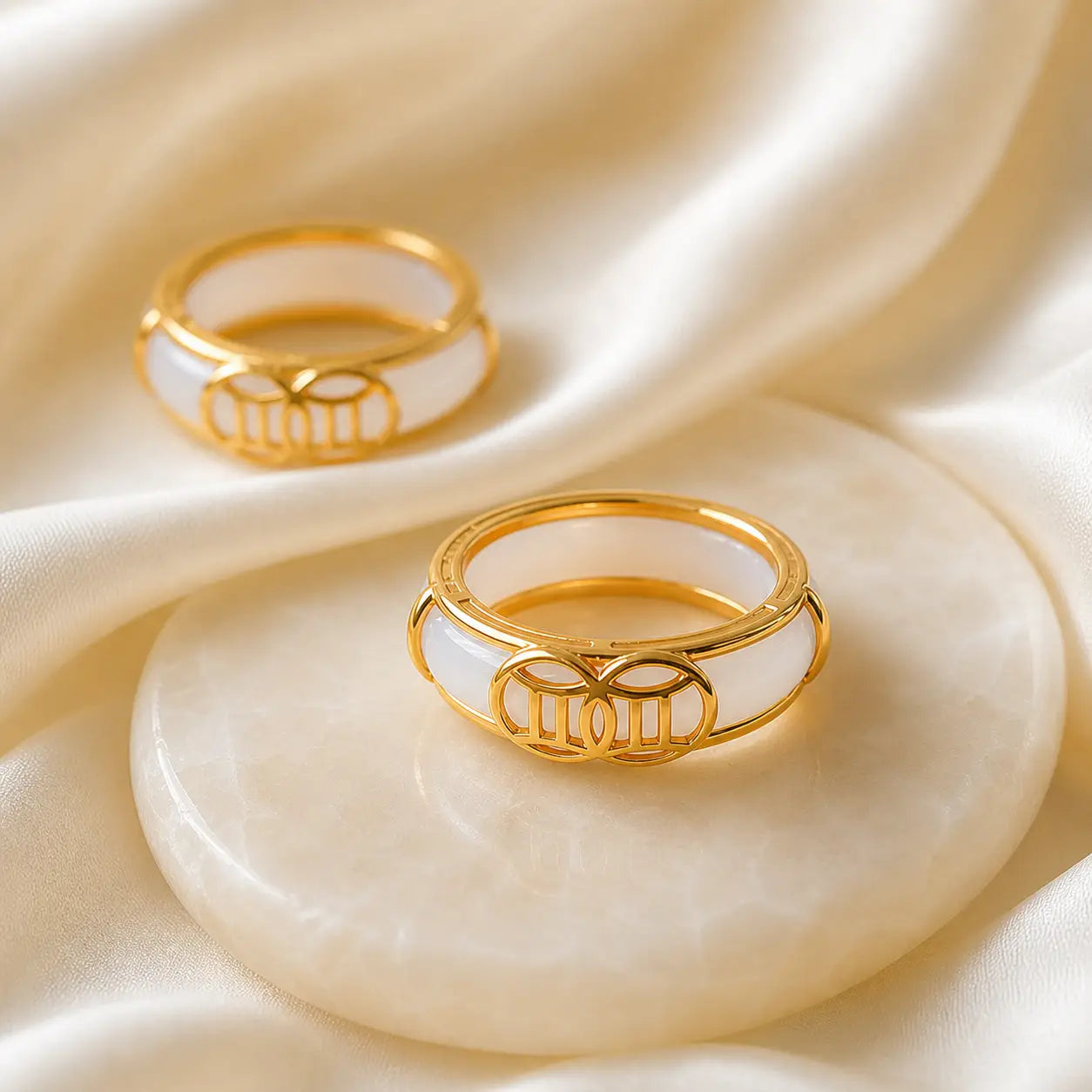 Song Yne White Jade Lucky Knot Dual-Wear Luck Jewelry