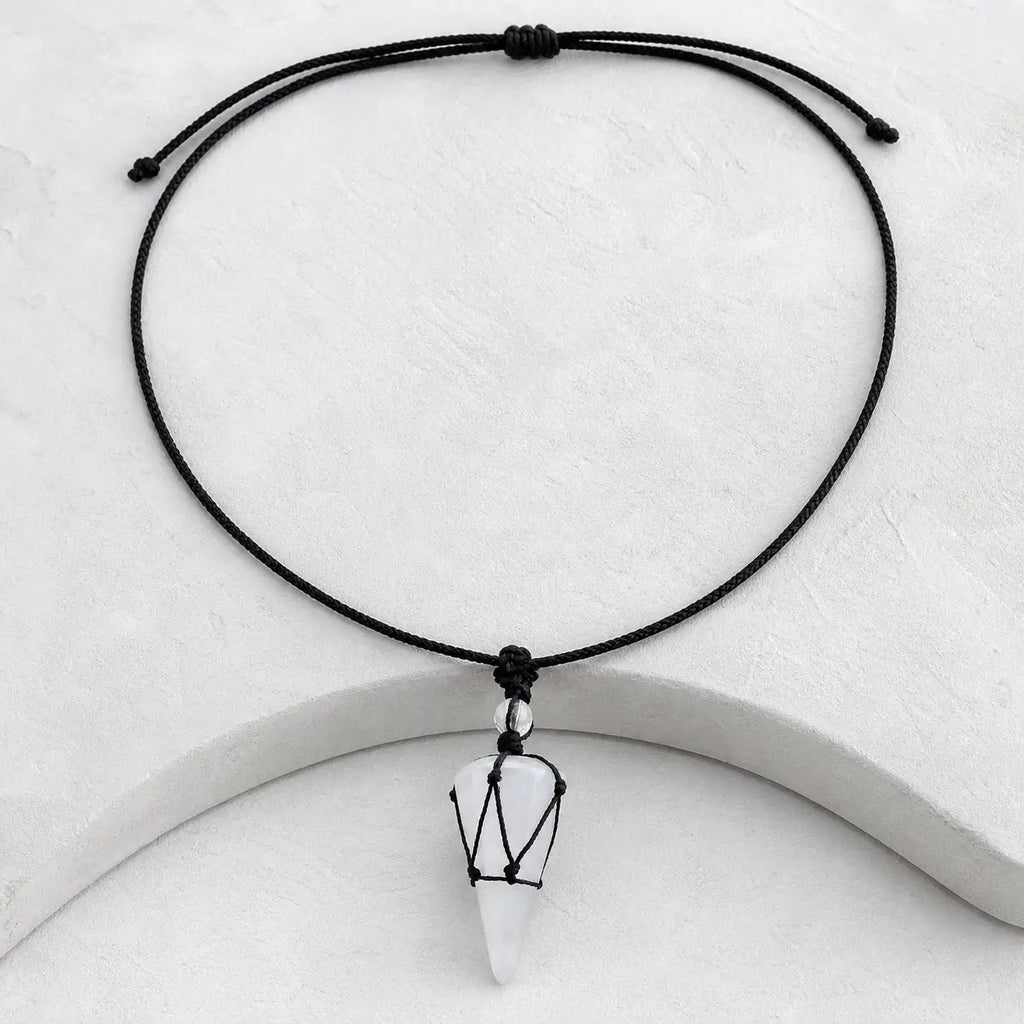 Song Yne Natural Stone Pointed Energy Pendant Necklace