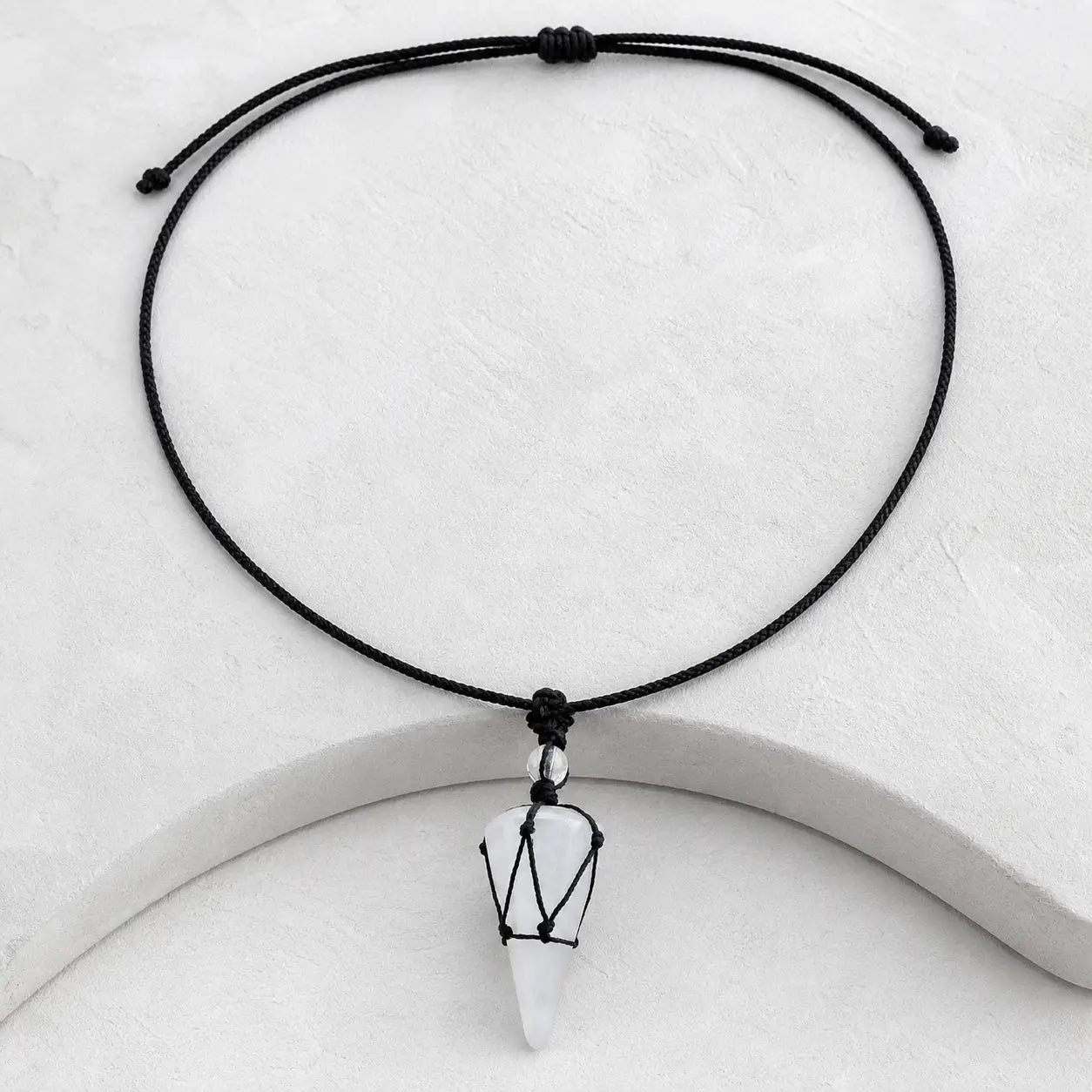 Song Yne Natural Stone Pointed Energy Pendant Necklace