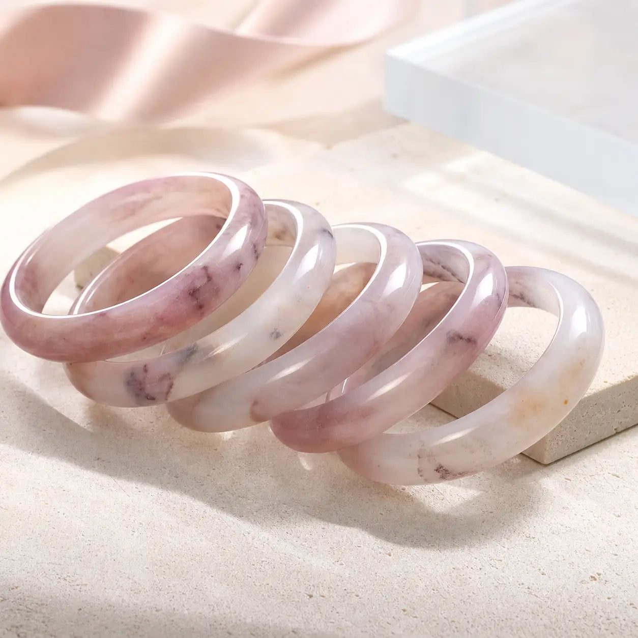 Song Yne Purple Jade Happiness & Protection Bangle